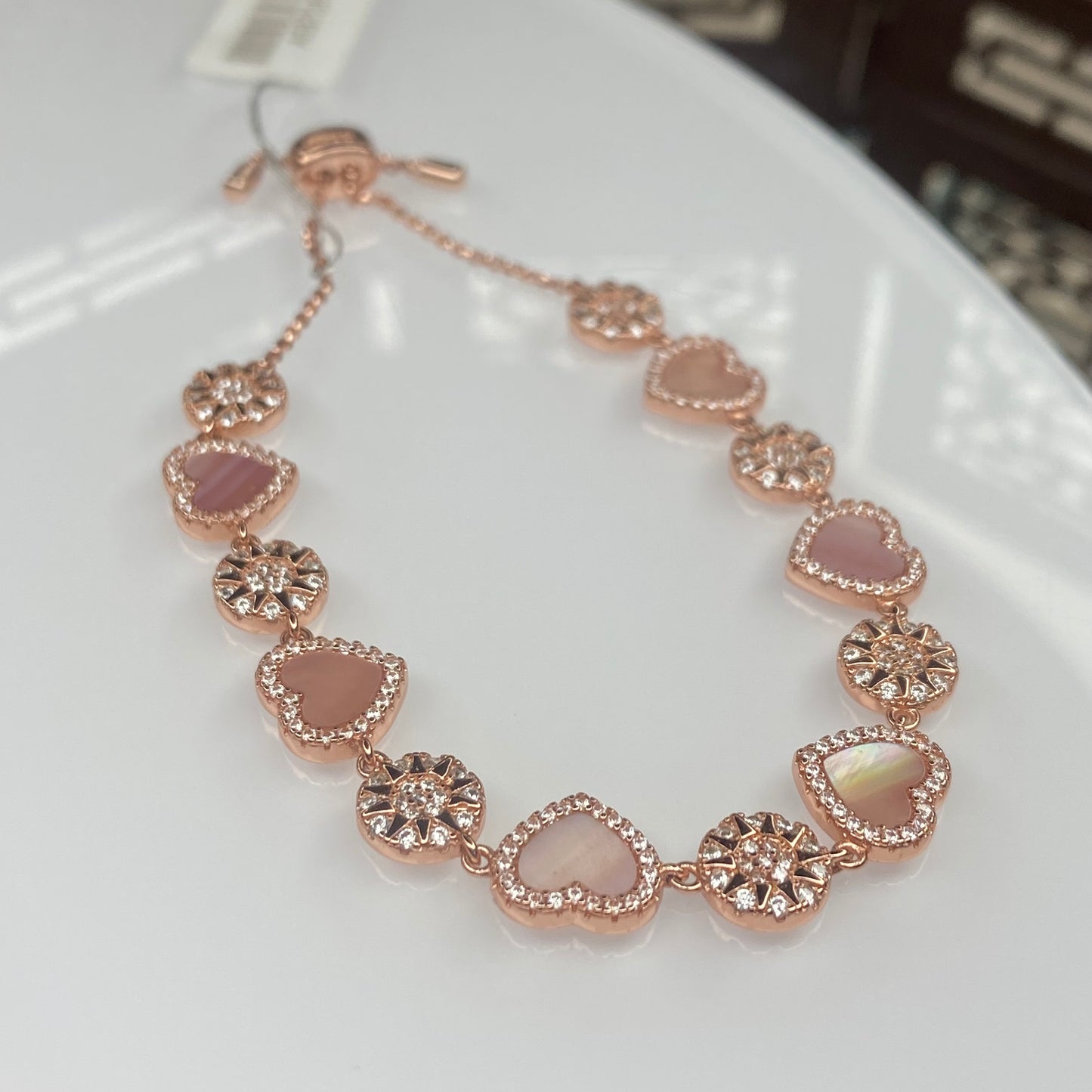 Pink mother-of-pearl bracelet