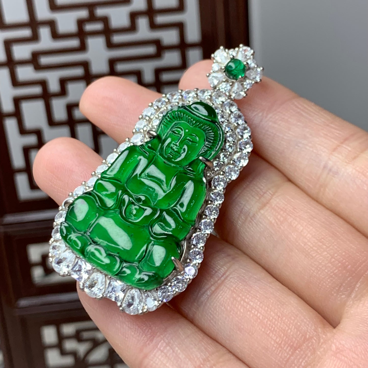 Three-piece set of natural Myanmar A-quality jadeite pendants