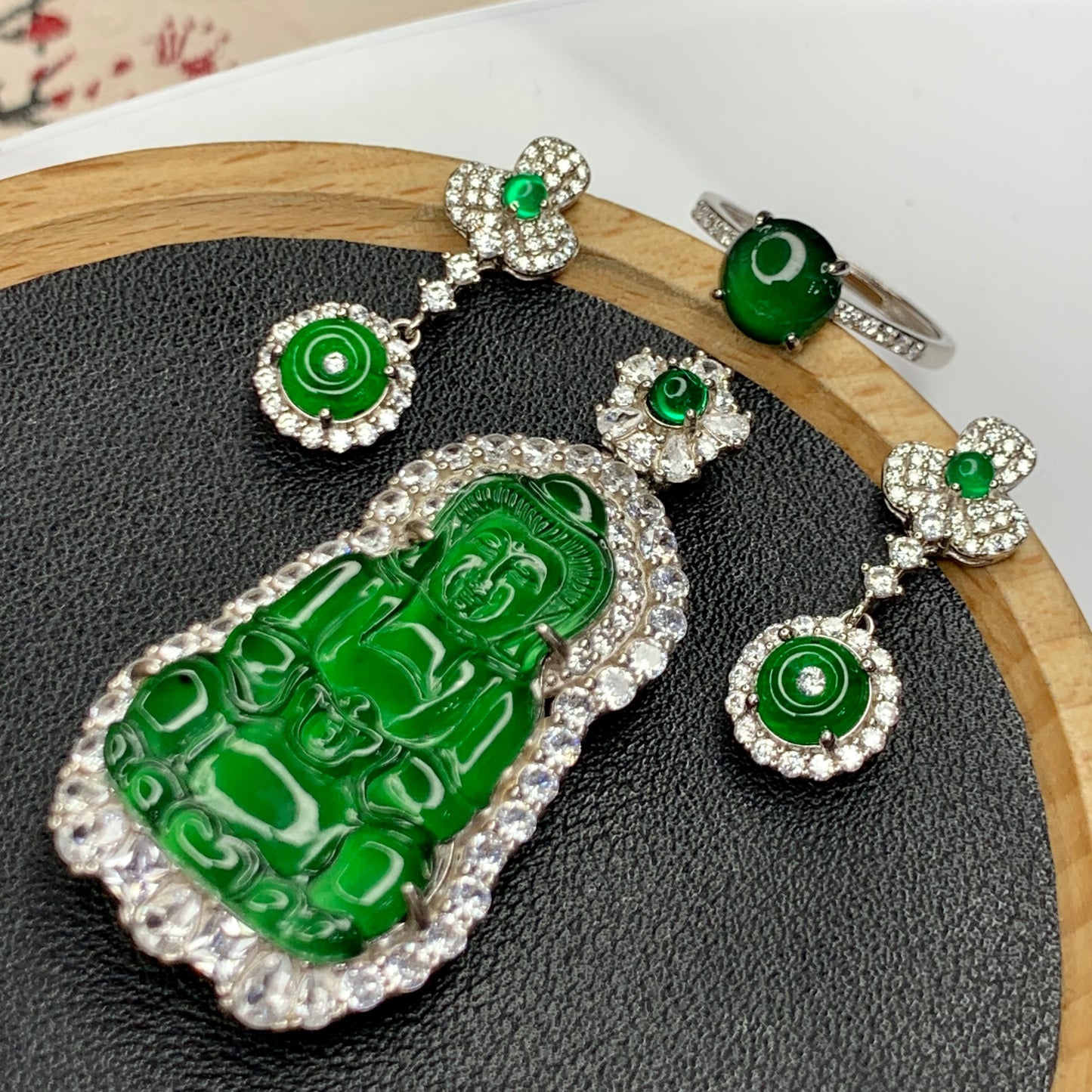 Three-piece set of natural Myanmar A-quality jadeite pendants